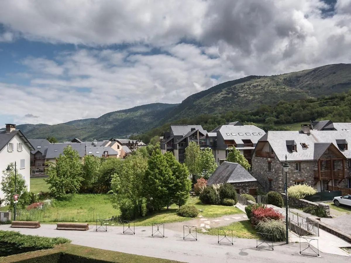 Apartment Appartement Ensoleille Pour 4 Pers, Balcon, Parking, Proche Thermes Et Telepherique, St-Lary Village - Fr-1-296-195 Saint-Lary-Soulan